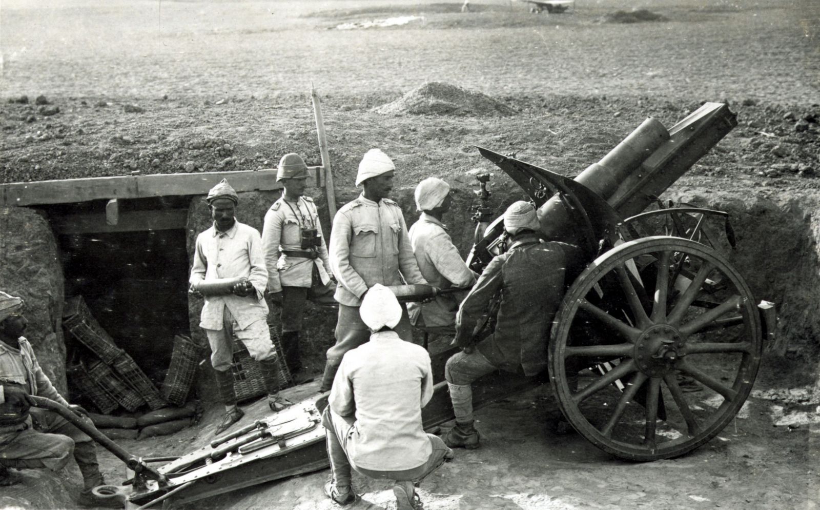 30 Ekim 1920 - TBMM Hükümetine bağlı birlikler Kars'a girdi.
