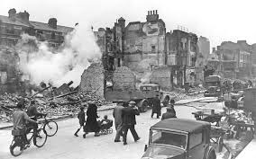 7 Ekim 1940 – Almanya ve İtalya askerleri Romanya'yı işgal etti.