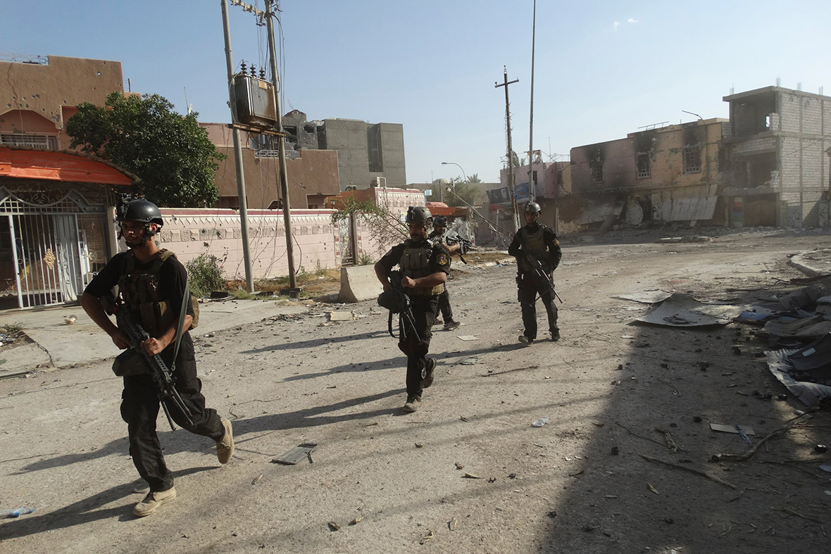 Irak ordusu, IŞİD'i Ramadi'de kuşattı