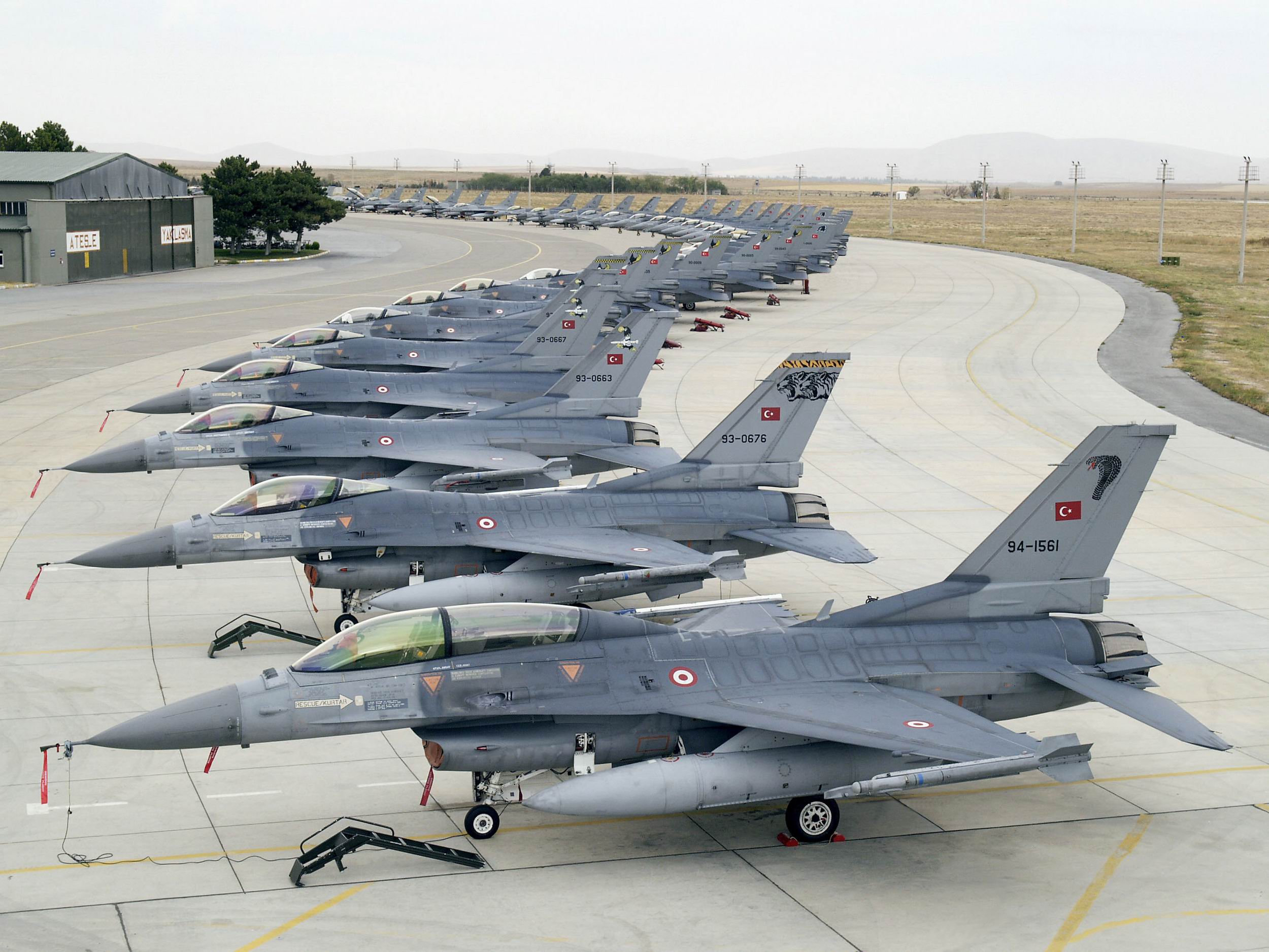 Türkiye, IŞİD'e karşı operasyonları durdurdu