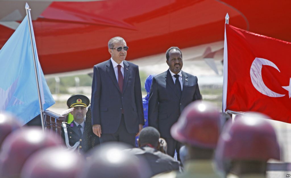 Somali’den iki Türk şirketine suçlama