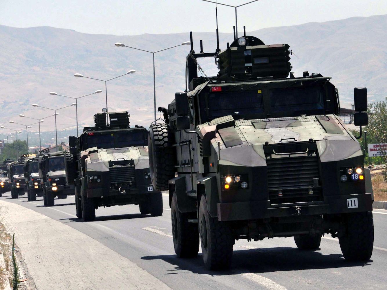 Askeri yığınak artarken PKK'ye yönelik operasyonlar sürüyor