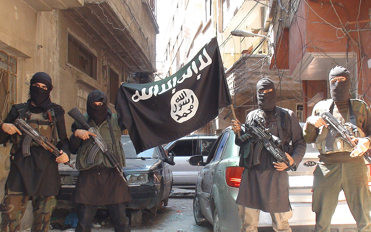 22 bin IŞİD'li teröristin bilgileri ele geçirildi