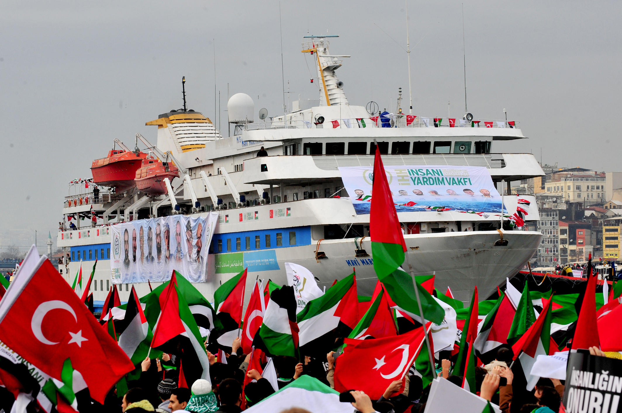 AKP, İsrail anlaşmasında 'gururunu' kurtarmak istiyor