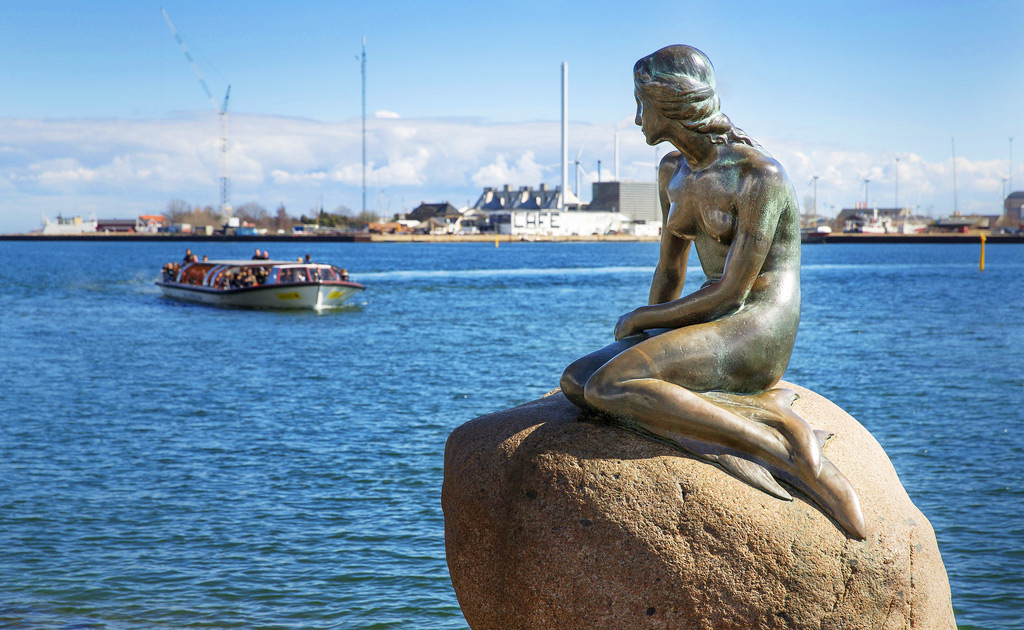 Facebook, Danimarka’nın simgesi ‘Küçük Deniz Kızı’nı sakıncalı buldu