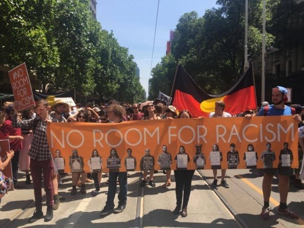Avustralya’da “Avustralya Günü” Protestosu