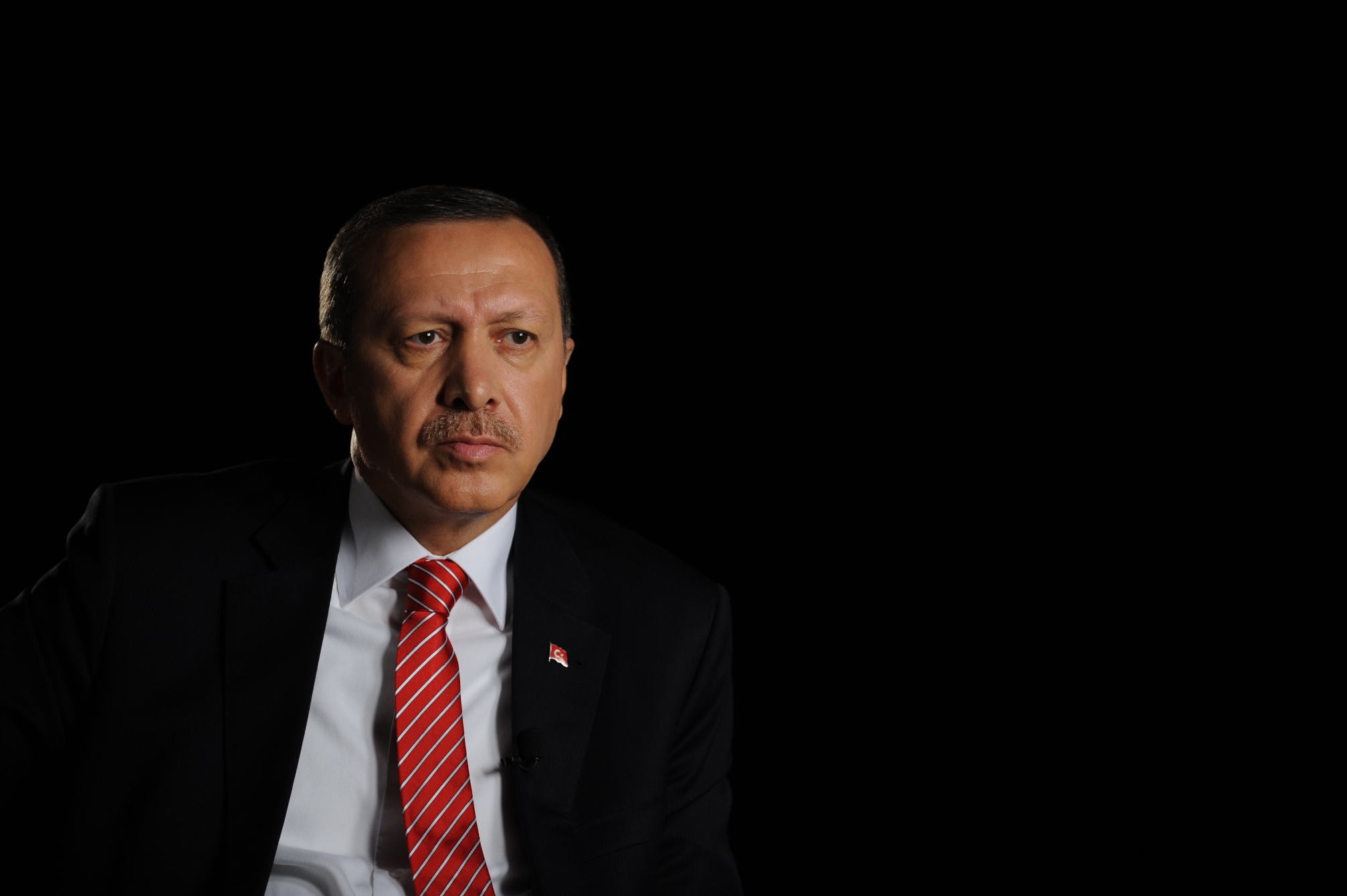 Erdoğan’dan akademisyenlere: Aydın müsveddesi, cahiller