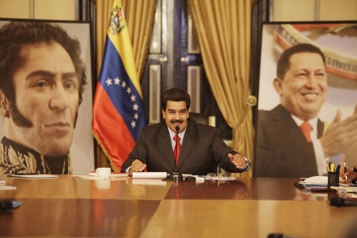 Venezuela'da muhalefet yasa ve yargı kararlarını tanımıyor
