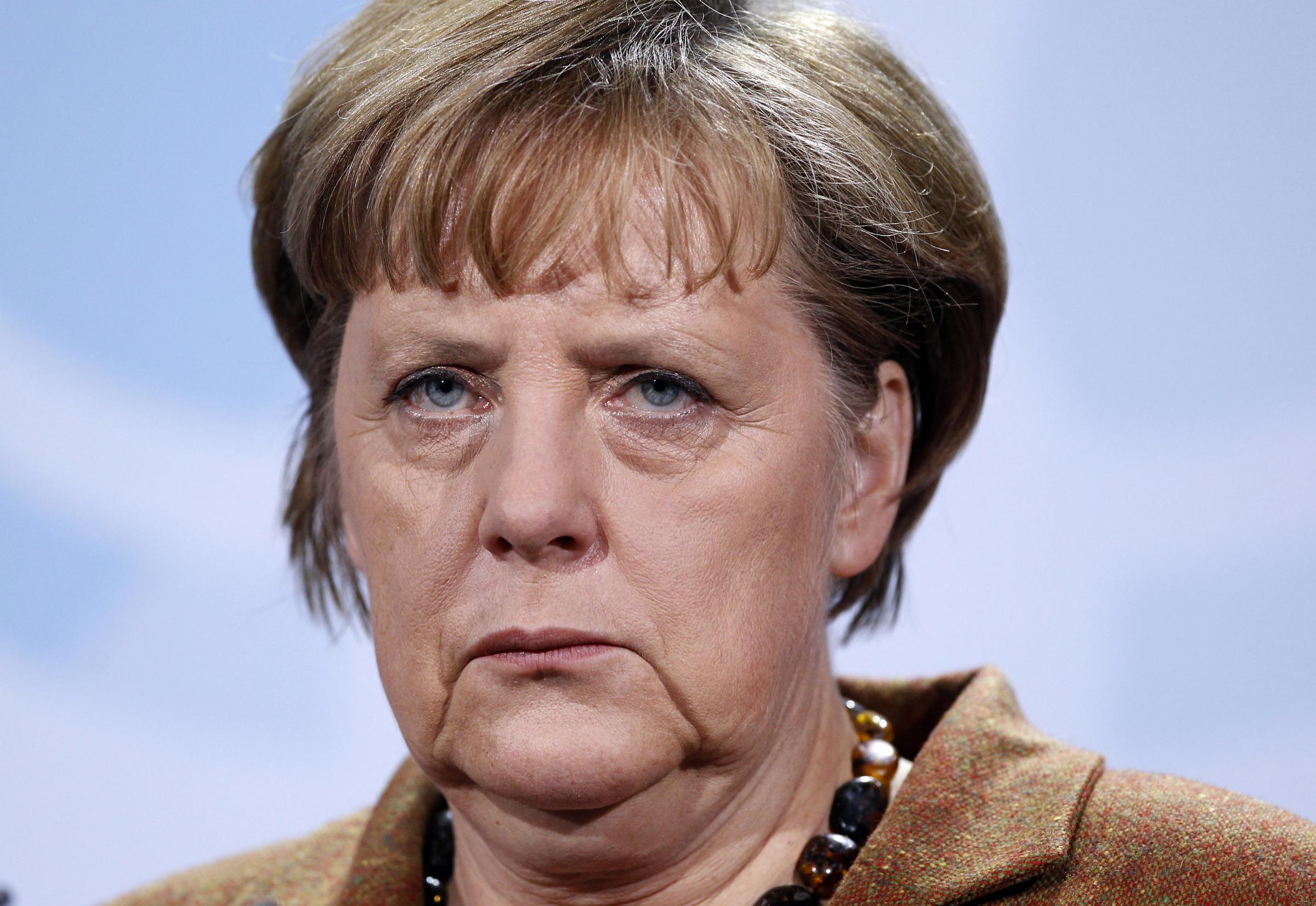 Merkel: Schengen ölürse Euro da hayatta kalamaz
