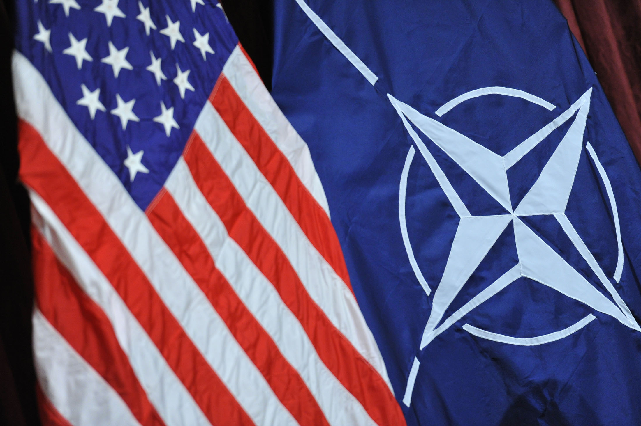 NATO ve ABD’den Rusya’ya uyarı: Bombalamaları durdurun