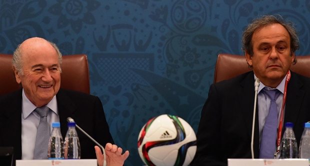 FİFA eski başkanı Blatter kuralarda nasıl hile yaptıklarını anlattı