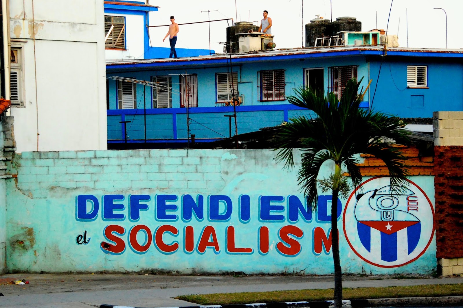 Küba: Obama gelebilir ama biz sosyalizmden vazgeçmeyiz