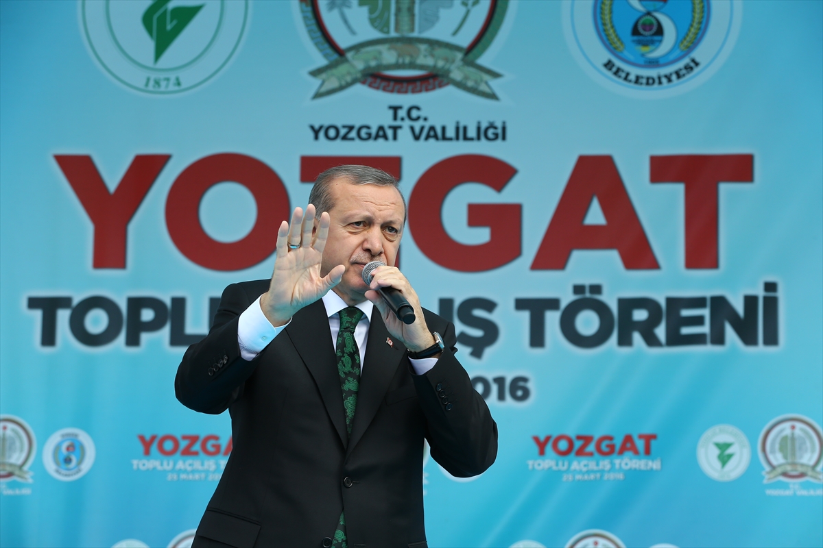 Cumhurbaşkanı Erdoğan'dan konsoloslara sert uyarı: Benden izin almadan nasıl dışarı çıkarsınız?