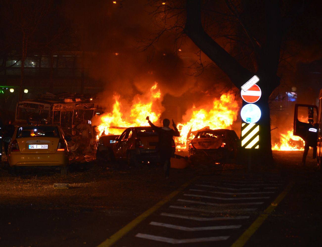 Reuters'ten #Ankara #Kızılay saldırısının failleri iddiası