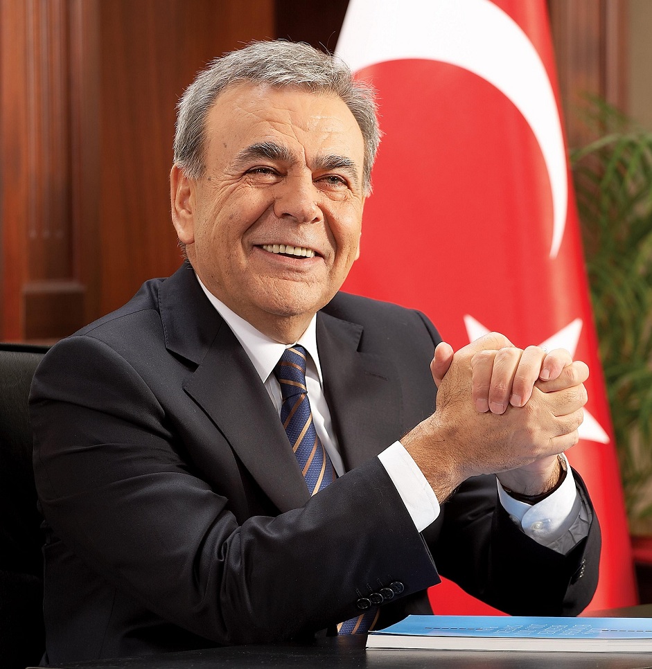 Aziz Kocaoğlu: İzmir CHP'nin kalesi değil