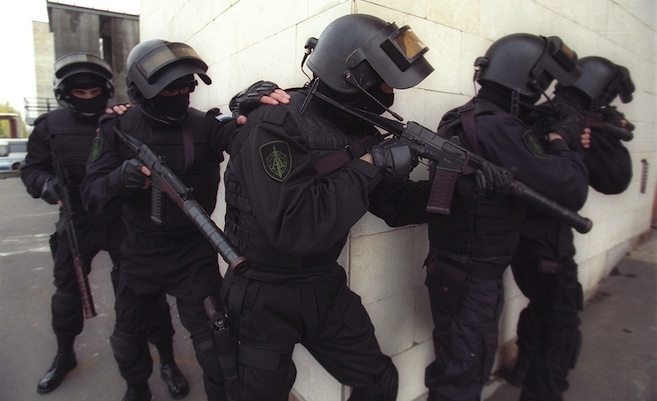 Moskova’da IŞİD’e operasyon, üzerlerinden tanıdık ehliyetler çıktı