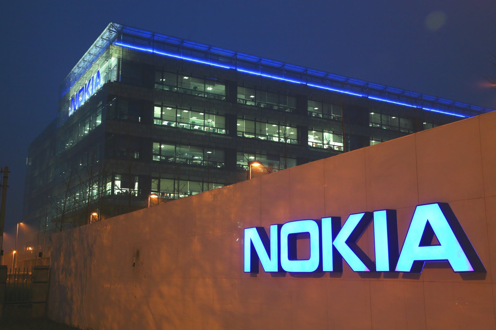 Nokia 15 bin işçiyi işten çıkartacak