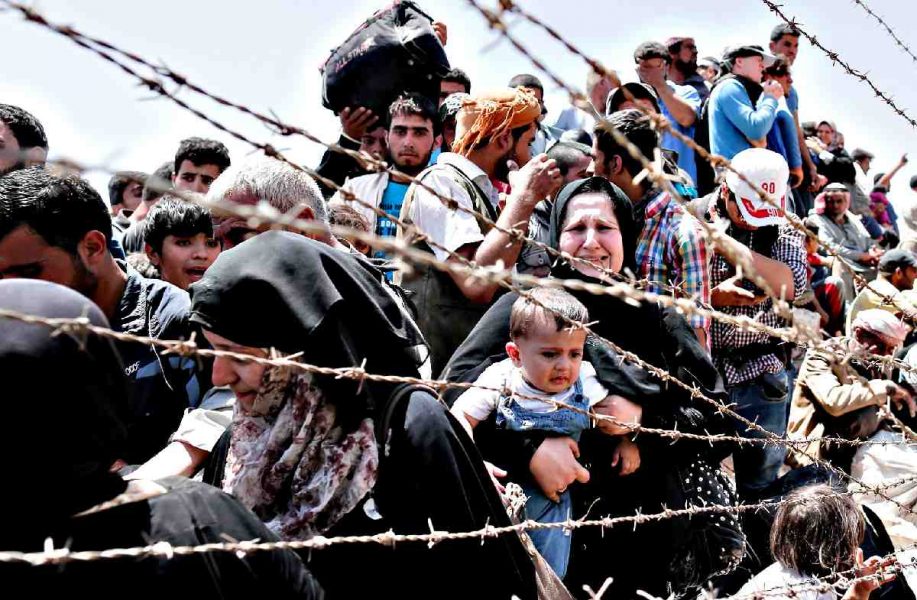Suriye’den 100 bin kişi Türkiye'ye kaçıyor