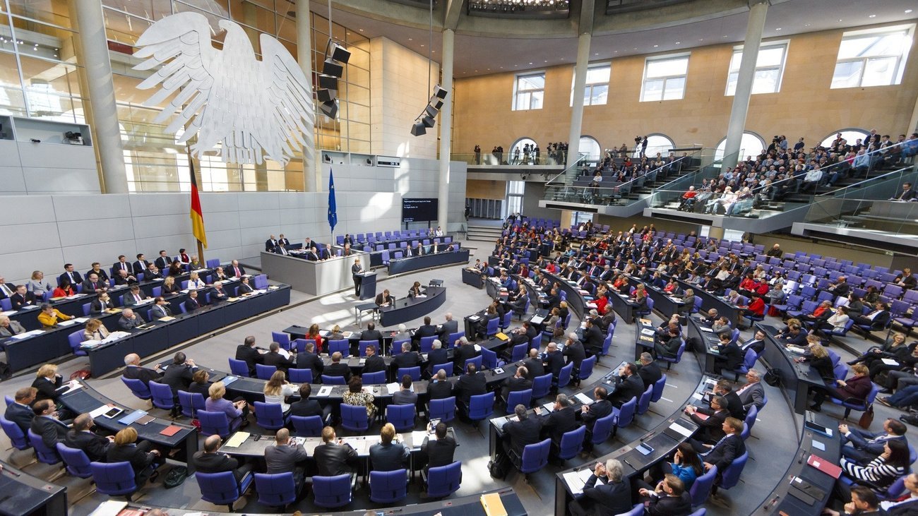 Türkiye'deki basın özgürlüğü ihlalleri Alman Meclisi'nde