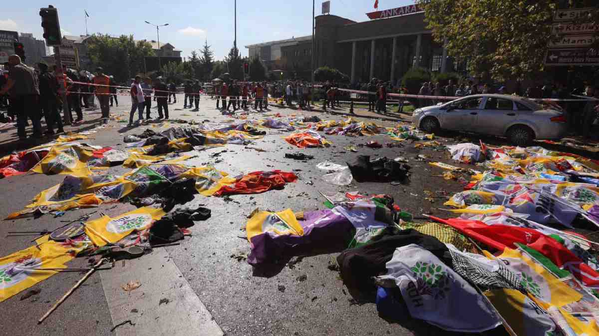 Türkiye'de patlayıcılarla öldürülen sivil sayısı 'yüzde 7682 arttı'