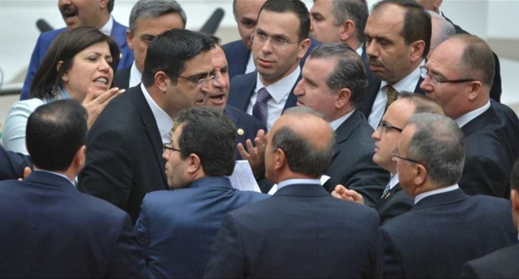 HDP'liler Meclis'ten çıkmayacak