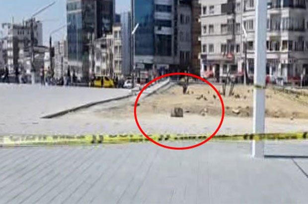 Taksim Meydanı'nda şüpheli çanta paniğe neden oldu