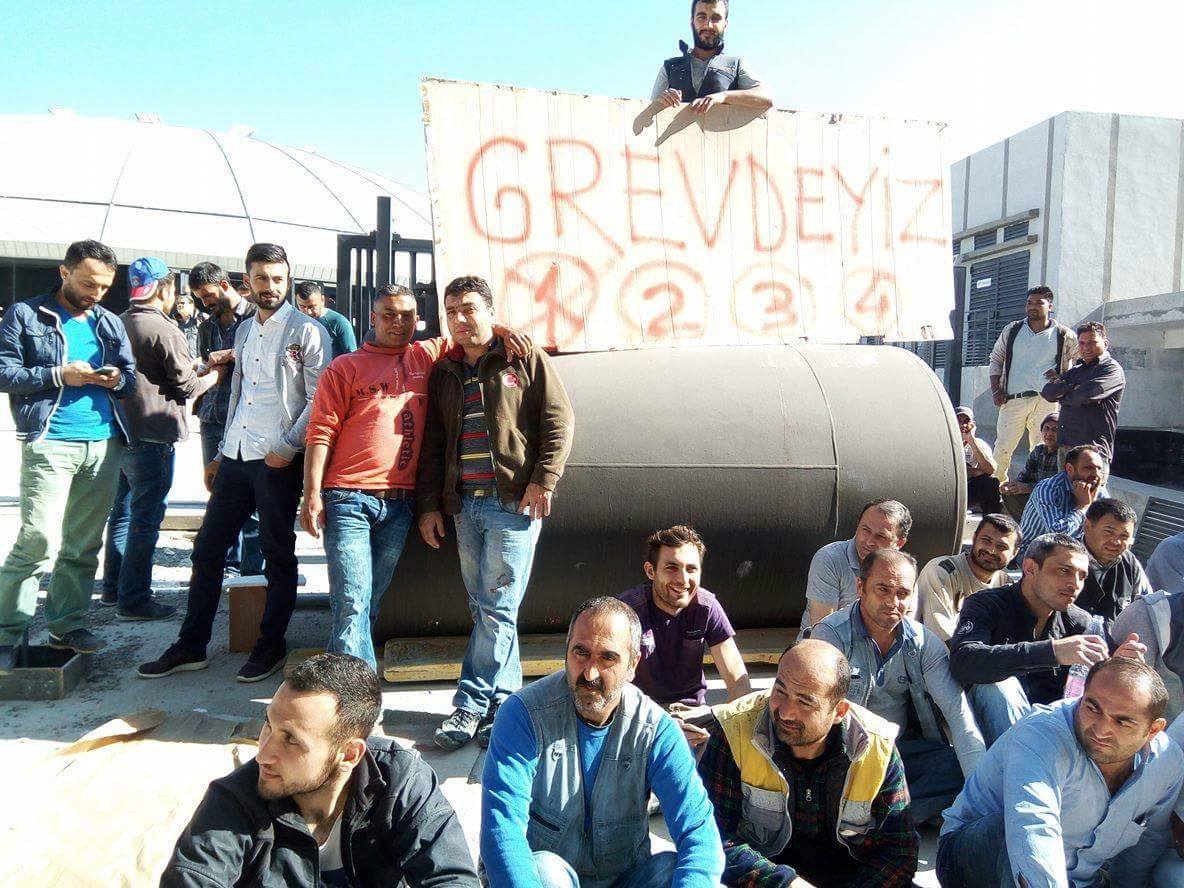Cezayir'de gurbetçi işçilerin grev dalgası büyüyor