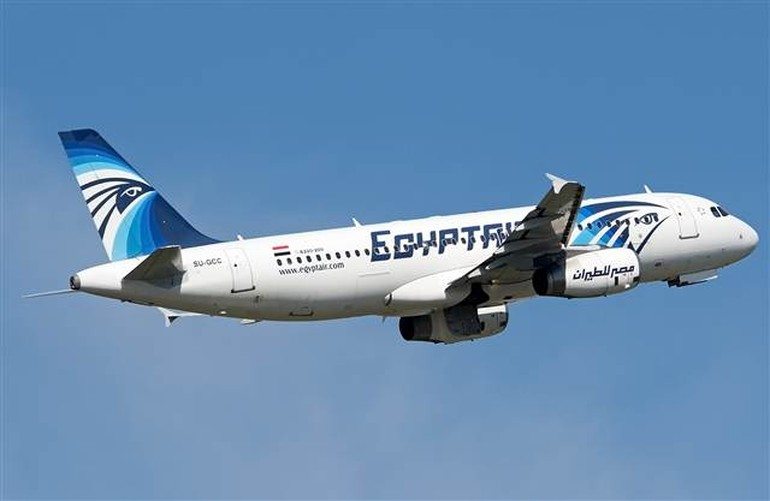Kayıp Mısır uçağının enkazı bulundu!