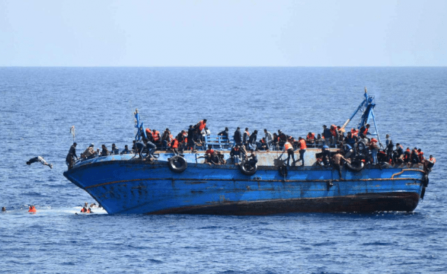 Libya açıklarında batan teknede 5 mülteci yaşamını yitirdi