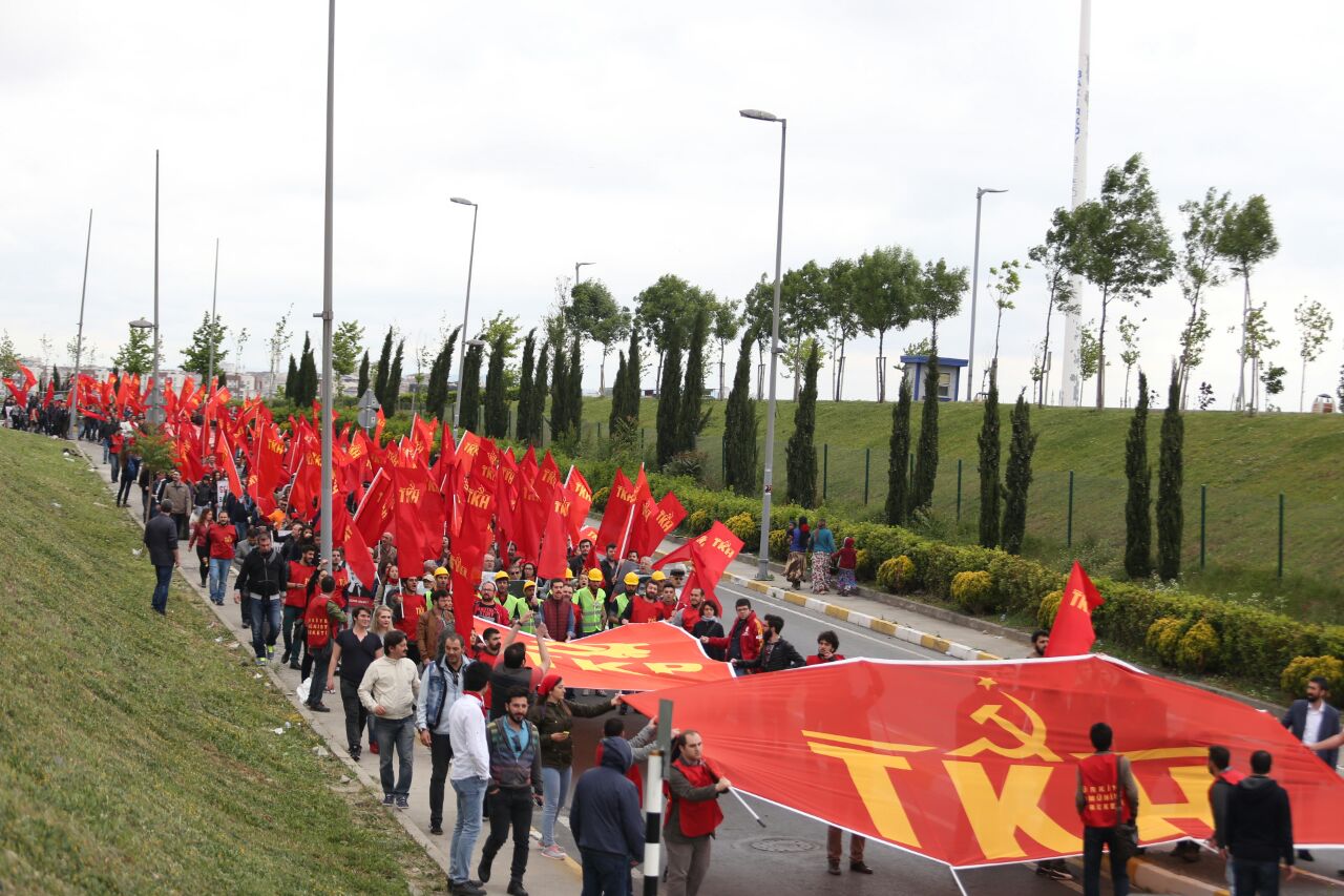 Komünistler Bakırköy'de: 1 Mayıs coşkuyla kutlanıyor
