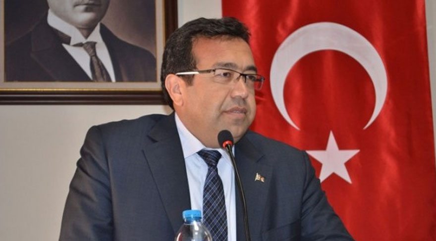 AKP’li eski vekil itiraf etti: Milletvekilleri Meclis’te vitrin