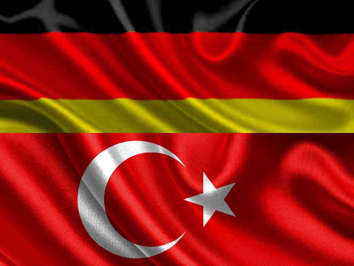 Türkiye'nin Berlin maslahatgüzarı Dışişleri'ne çağrıldı