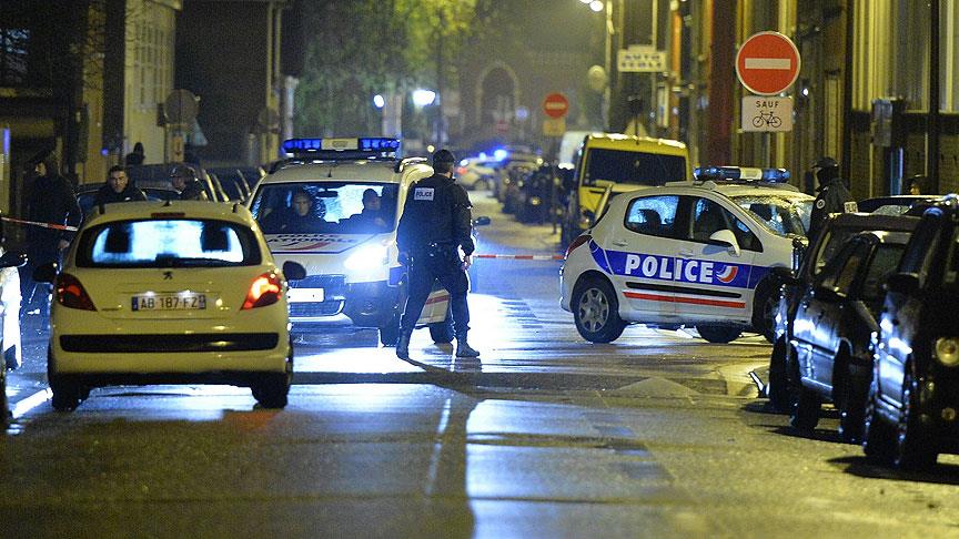 Paris'te kanlı saldırı: 'Tekbir' getiren saldırgan 2 kişiyi öldürdü!