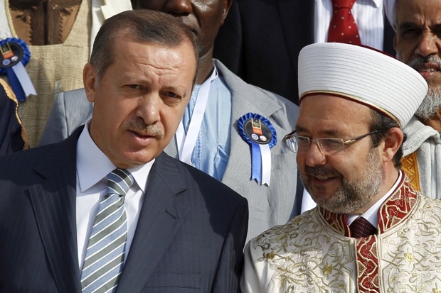Erdoğan'dan 'Hainler Mezarlığı'na 'ayetli hadisli' destek