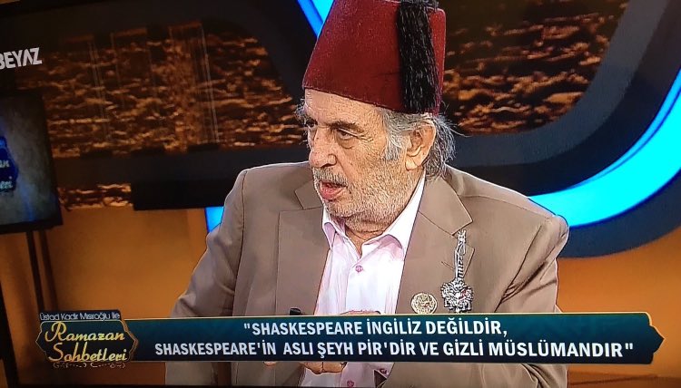 VİDEO | AKP'nin 'tarihçi'si yine üfürdü: Shakespeare aslen Şeyh Pir'dir ve gizli müslümandır