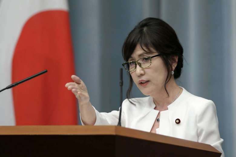 Japonya’ya “pasifist olmayan” Savunma Bakanı dönemi