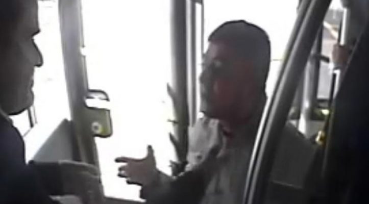 Metrobüs'te şoföre şemsiye ile saldıran kişi tutuklandı!