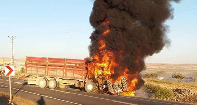 Tarım işçilerini taşıyan traktöre kamyon çarptı: Ölü ve yaralılar var