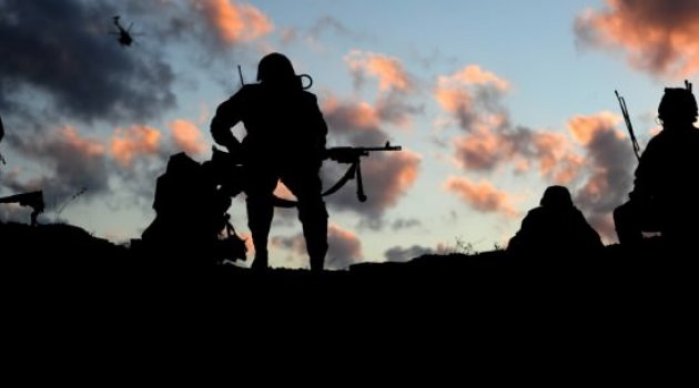 Tendürek Dağı'nda çatışma: Bir teğmen, 3 uzman çavuş yaşamını yitirdi