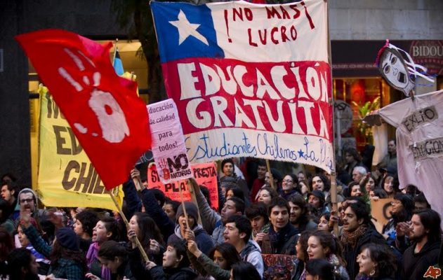 Şili’de öğrenciler parasız eğitim talebiyle sokaklara çıkacak