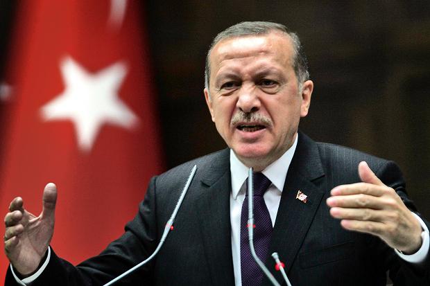 Erdoğan: ABD bayrağının YPG paçavraları ile birlikte dalgalanması bizi üzmüştür