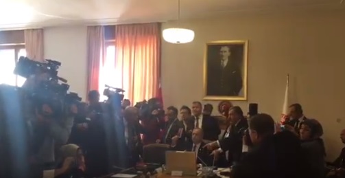 HDP'liler Darbe Komisyonu'nu terk etti: Burası darbeyi meşrulaştırma komisyonu