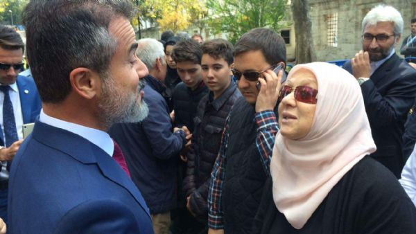 VİDEO | Kemal Unakıtan'ın eşinden eski AKP'li bakana: Belki mezarında para bulursunuz