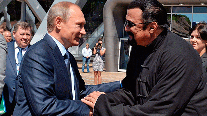 Steven Seagal Rus vatandaşı oldu