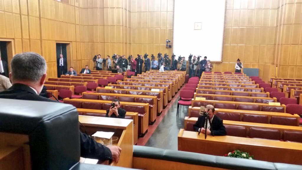 HDP'ye Meclis'te izleyici yasağı