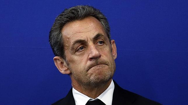 Sarkozy kaybetti