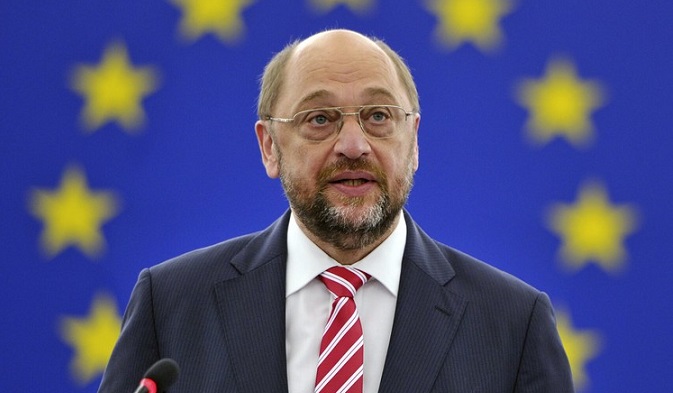 Schulz'dan Ankara'ya 'yolunuzdan dönün' çağrısı
