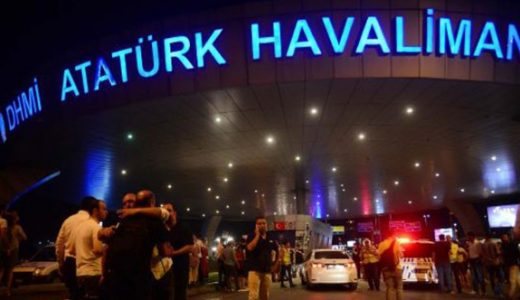 Atatürk Havalimanı'nda silah sesleri duyuldu!