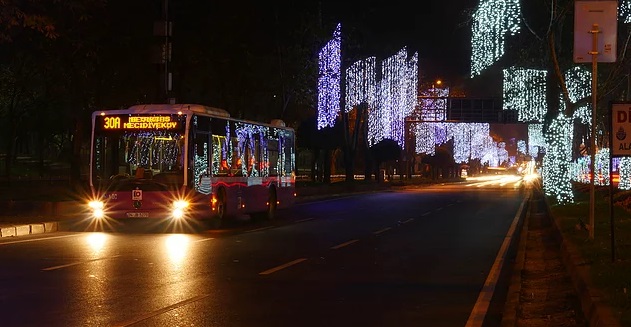 İETT otobüslerini kullanan kadın yolculara gece düzenlemesi