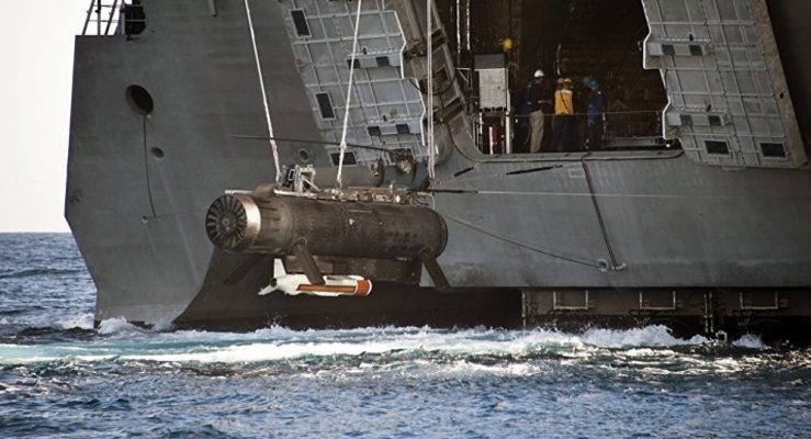 Çin ABD denizaltısına el koydu!